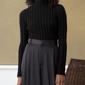 Laude the Label black turtleneck Soa ribbed sweater